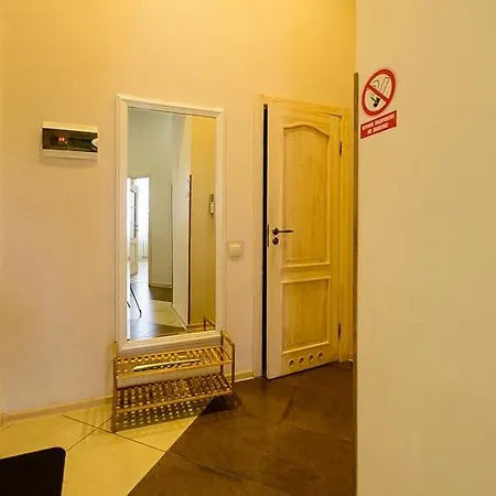 Apartment Comfortable On Mikhaylovskiy Lane Kyiv